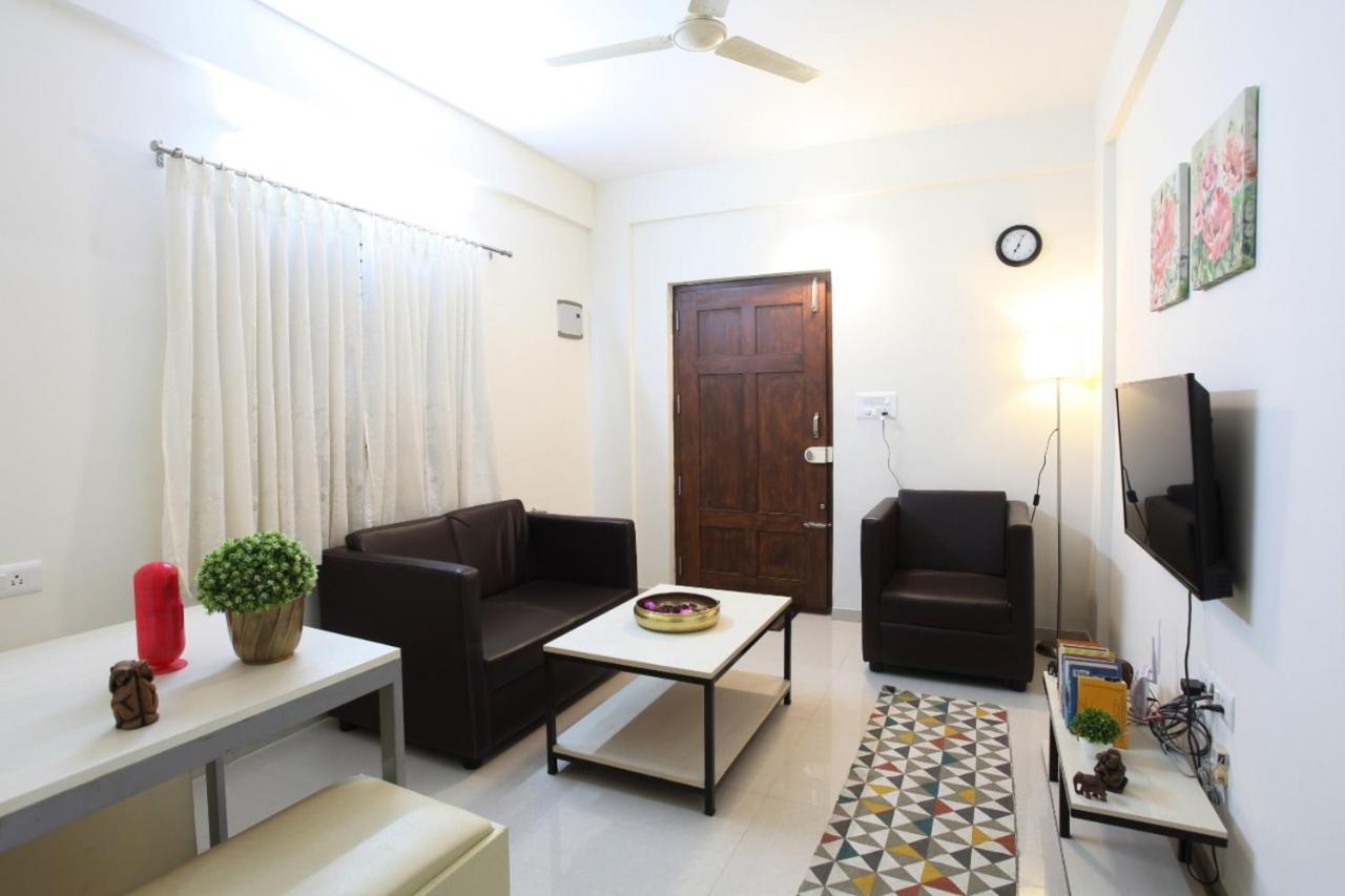 Qualtems Guest House-With Ac Options Bangalore Buitenkant foto
