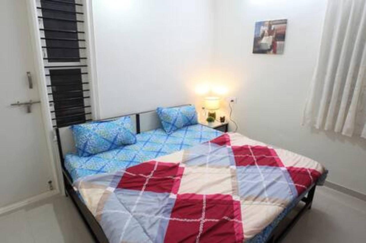 Qualtems Guest House-With Ac Options Bangalore Buitenkant foto