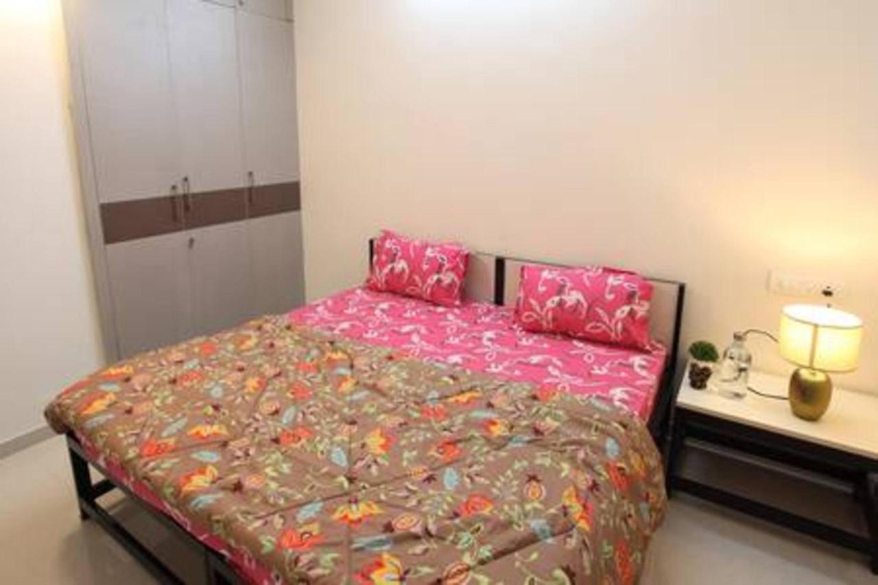 Qualtems Guest House-With Ac Options Bangalore Buitenkant foto